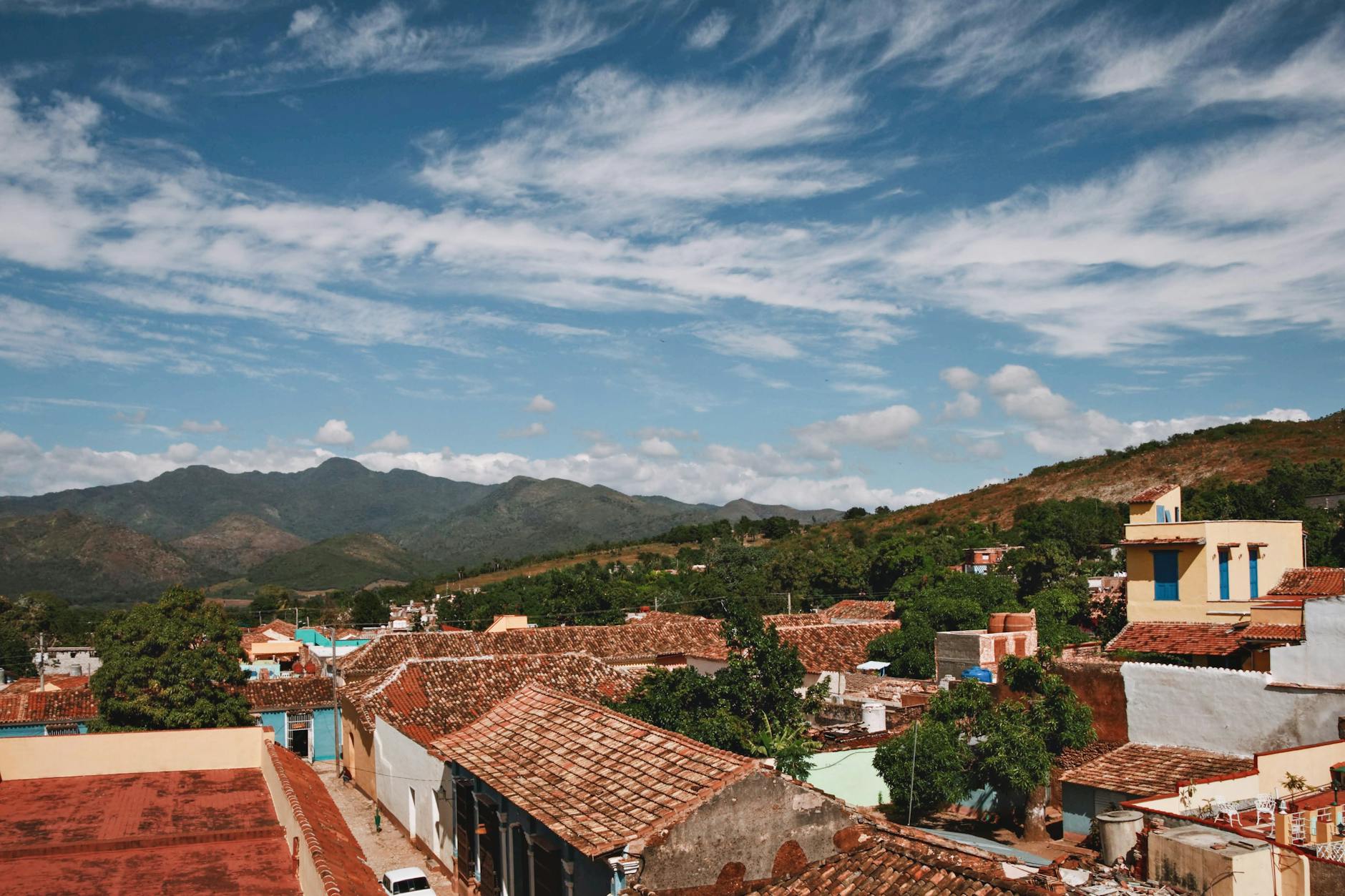 Mogotes y plantaciones de tabaco en el Valle de Viñales, Cuba
