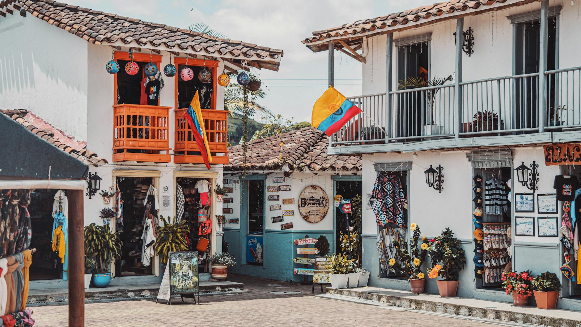 Calles coloridas del centro histórico de Cartagena de Indias
